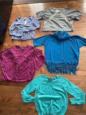 Assorted Women’s Clothing Knit Sweater size S mixed Brand